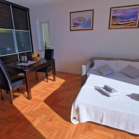 Studio Apartman Luka Senj  Zewnętrze zdjęcie