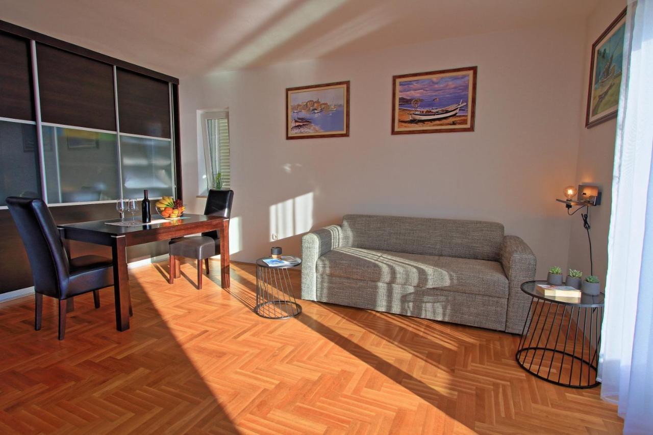 Studio Apartman Luka Senj  Zewnętrze zdjęcie