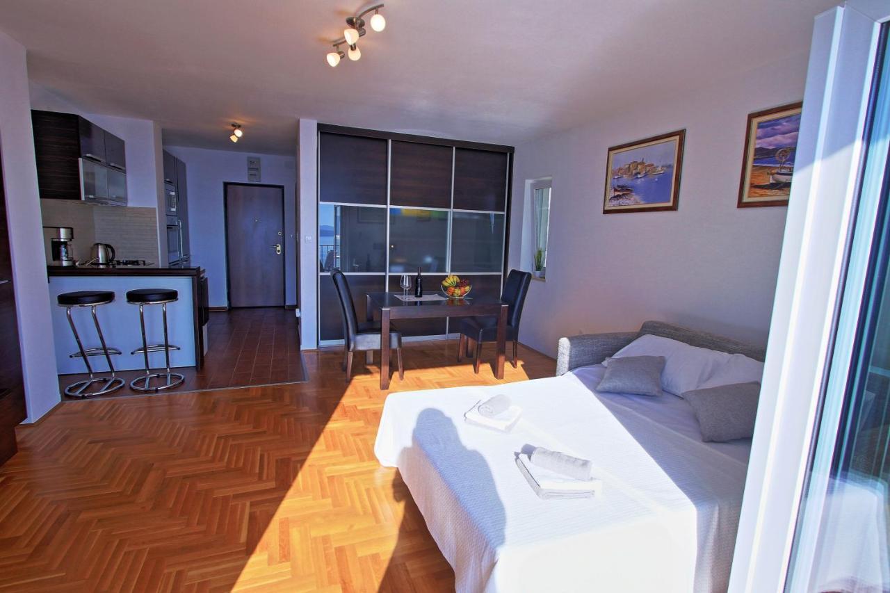Studio Apartman Luka Senj  Zewnętrze zdjęcie